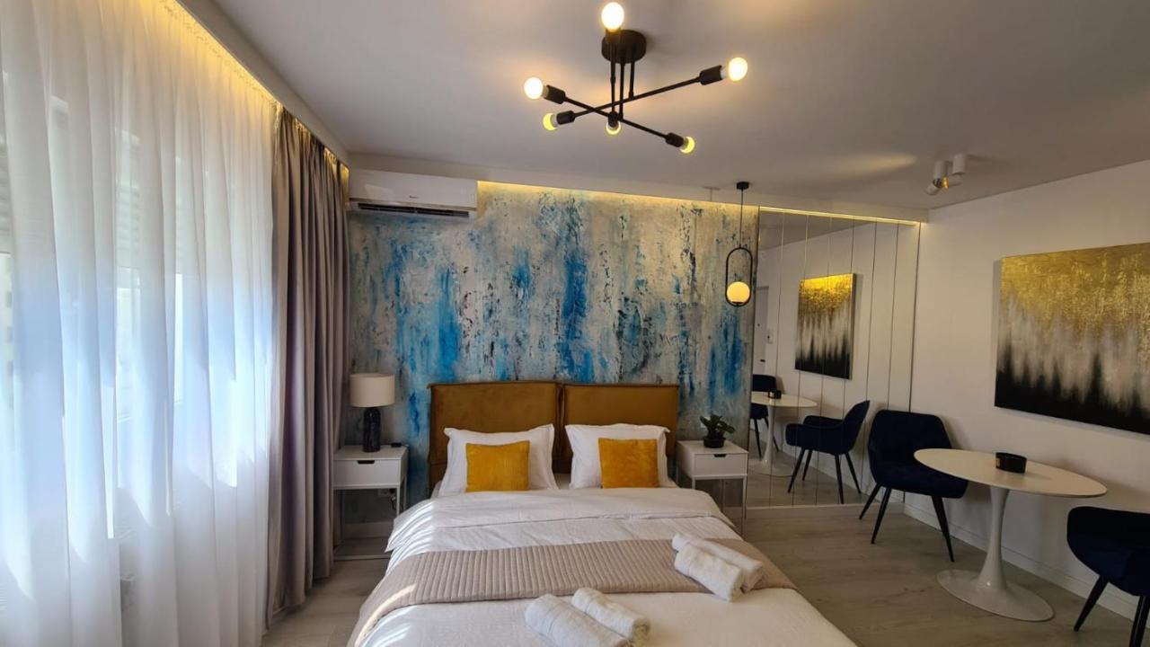 Government Deluxe Studio By Magic Apartments บูคาเรสต์ ภายนอก รูปภาพ