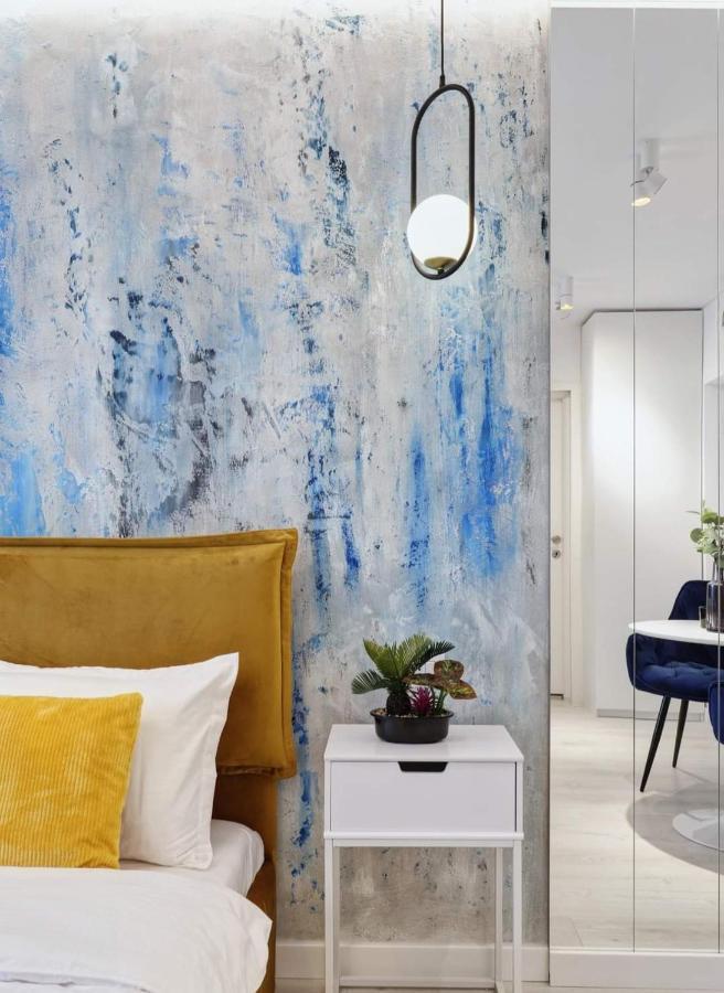 Government Deluxe Studio By Magic Apartments บูคาเรสต์ ภายนอก รูปภาพ