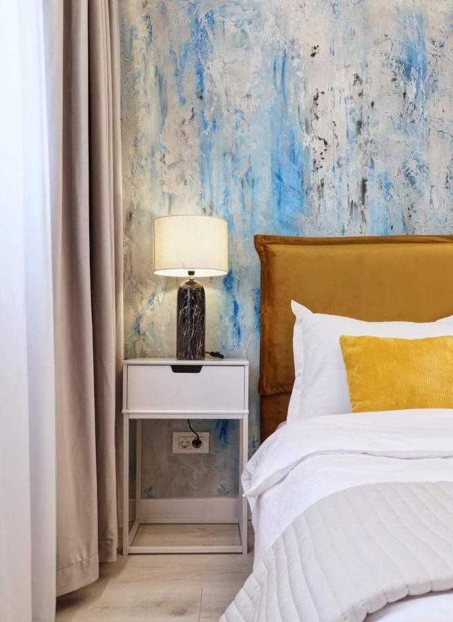 Government Deluxe Studio By Magic Apartments บูคาเรสต์ ภายนอก รูปภาพ